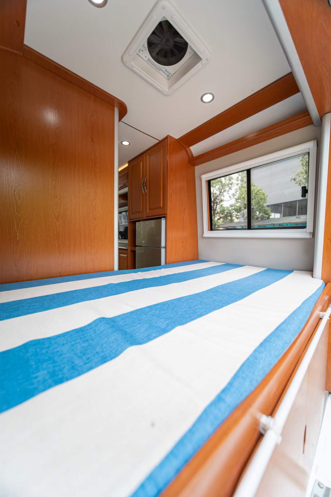 21年五菱s200b型房车